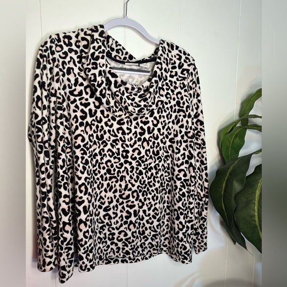 Kim Rogers Soft Leopard Print Cowl Neck Women’s Top Size Large - Picture 5 of 10